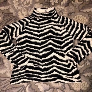 Women’s Size 6 Topshop Animal Print Sweater